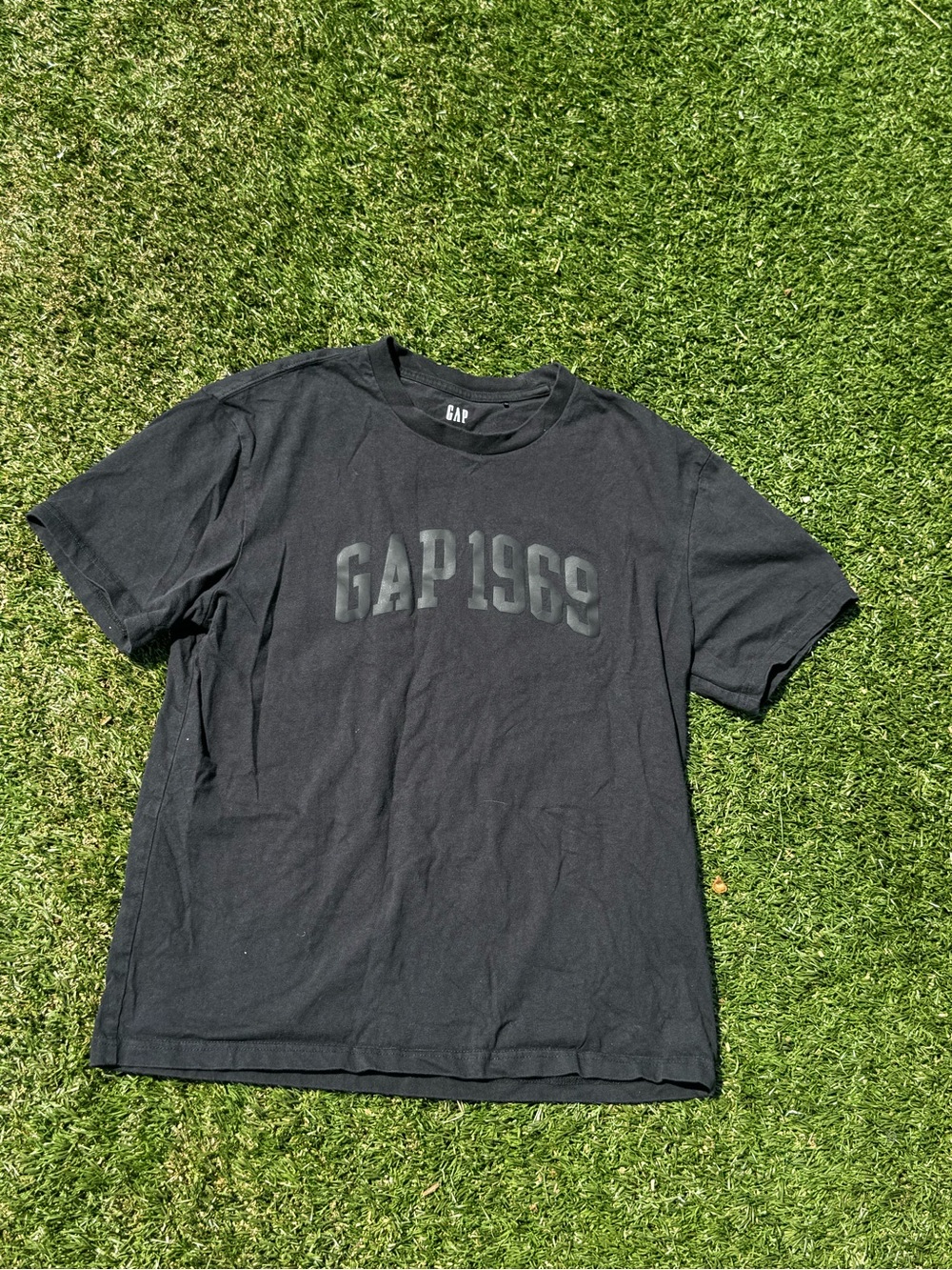 GAP Black Short-Sleeve 'GAP 1969' Logo Tee - Men's